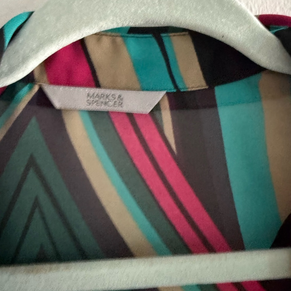 Multicolor Geometric Women's Top - Picture 2 of 4